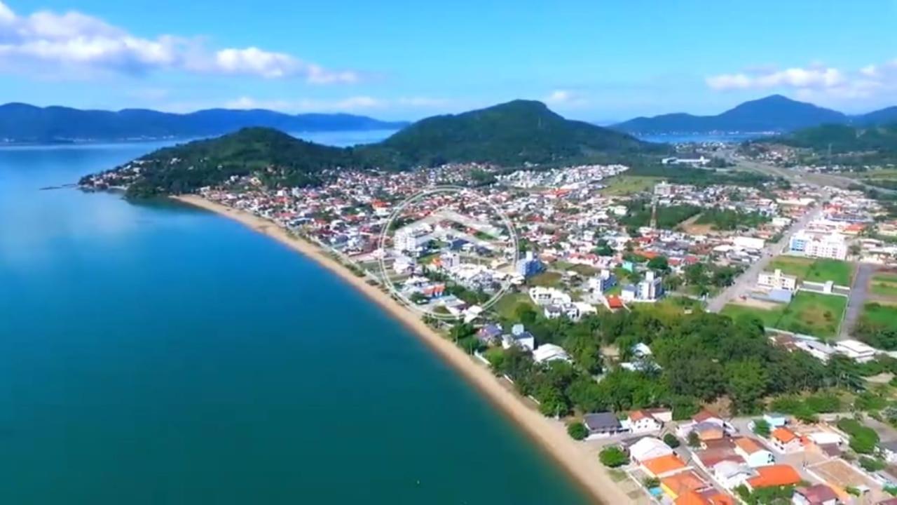 De Fora Apto Mobiliado Sem Roupas De Cama Nem De Banho * Florianópolis