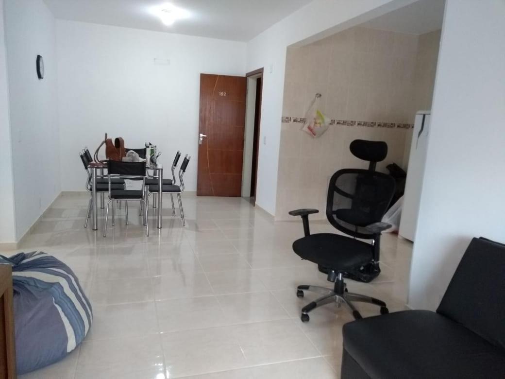 De Fora Apto Mobiliado Sem Roupas De Cama Nem De Banho * Florianópolis